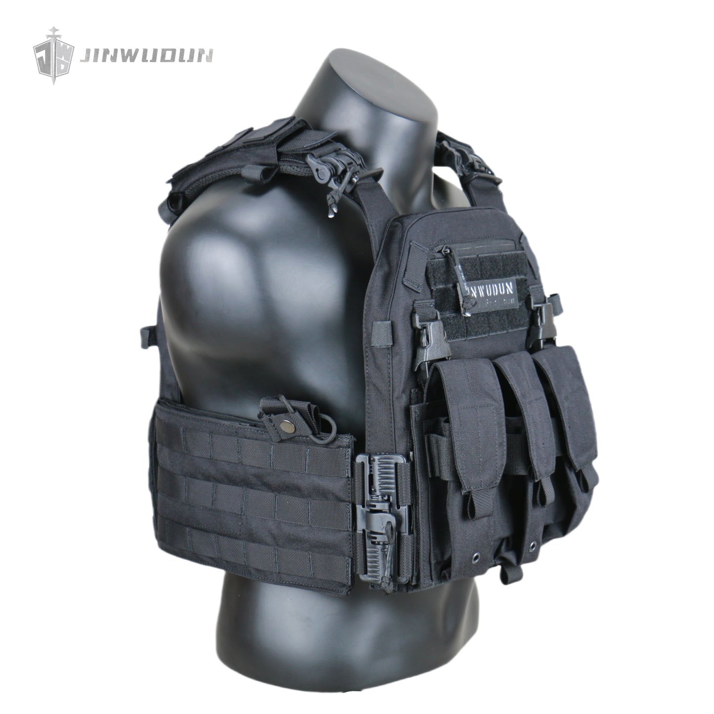 The JWD-6094 tactical vest is made of 1000D nylon and can carry two bulletproof plates on the front and back.