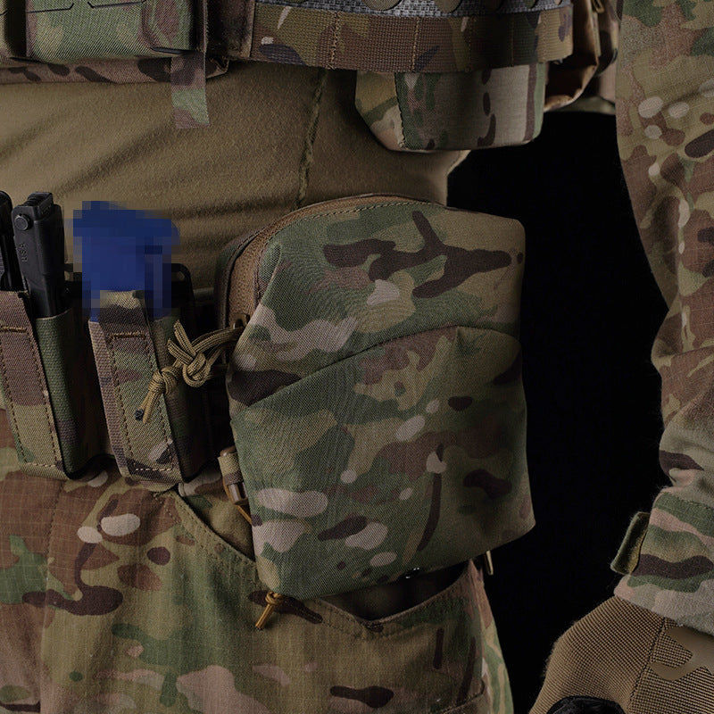 Multifunctional universal tactical bag tactical belt molle mount