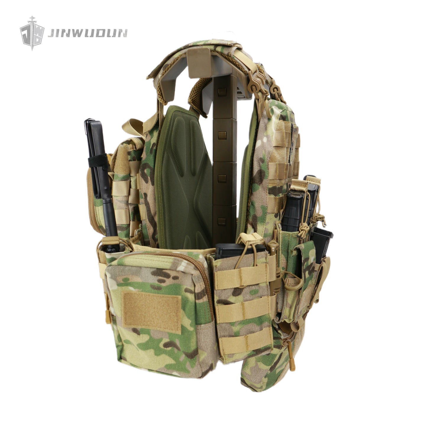 6094 tactical vest equipped with quick release buckle
